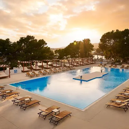 Imperial Hotel 3*