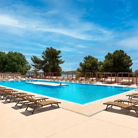 Imperial Hotel 3*